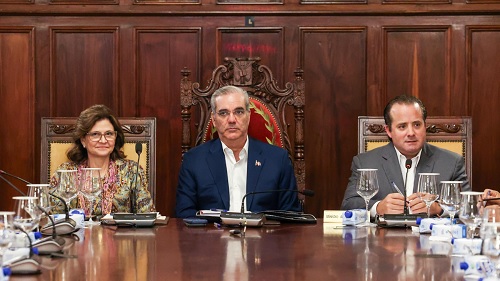 FotoAbinader vice Raquel y Paliza Consejo de Ministros