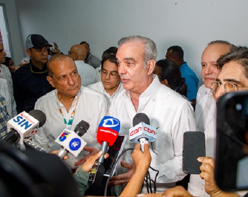 Foto Abinader habla en Sangiago Ocrubre 2026