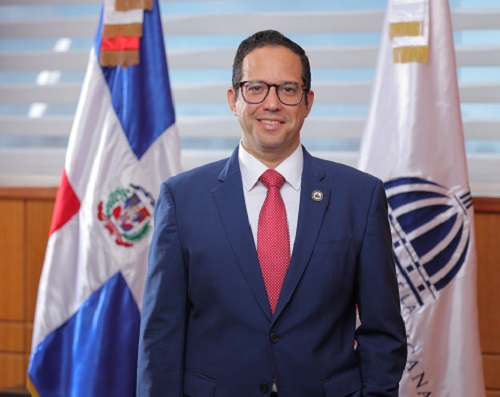 Foto Ministro del MAP Sigmund Freund