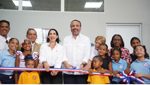 Foto arbaje y el INEFI inauguran polideportivo