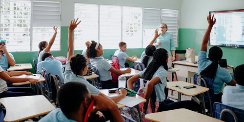Foto dos millones de estudantes ingresarfán en AgostO