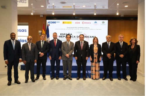 Foto empresarios de RD presentaron país en España como referente