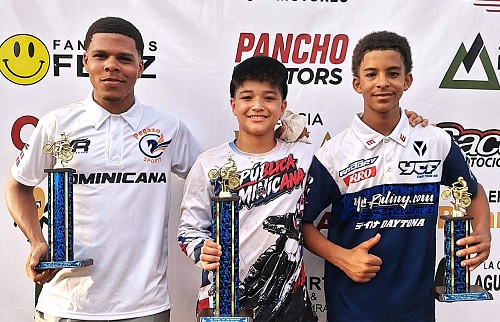 Foto ganadores en Motocross El Pino