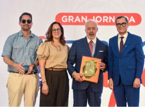 Foto ministro Trabajo dice empeo es una prioridad