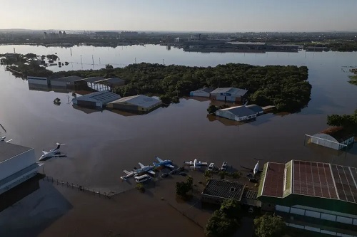 Foto más de 100 muertos en Brasil por inundaciones