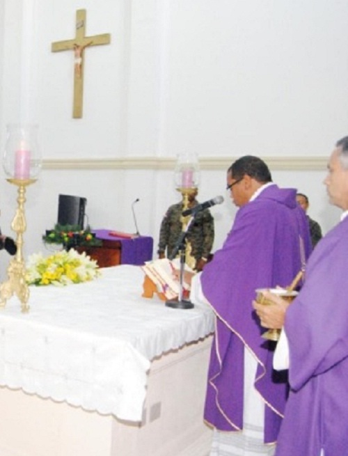 Foto capellán Ejército Alexis Devers 3