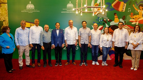 Foto Abinader reconoree Feria