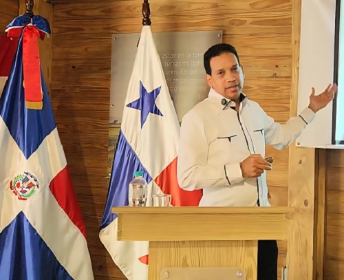 Foto Francisco De León