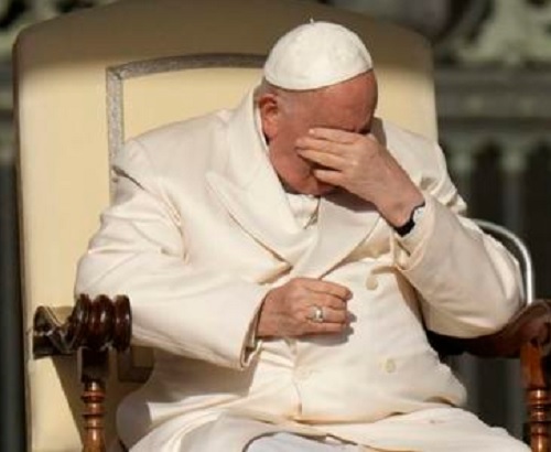 Foto Papa internado