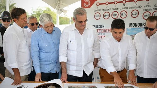 Foto Presidente supervisa monorriel