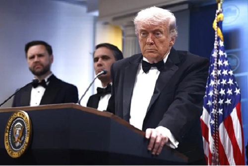 Foto Trump en ataque CaSA bLANCA