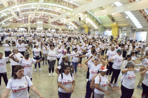 Foto caminata Iglesia Católica Santiago