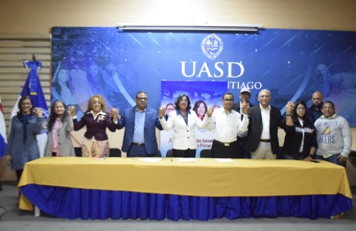 Foto dirigentes apoyan candidatos UASD Santiago