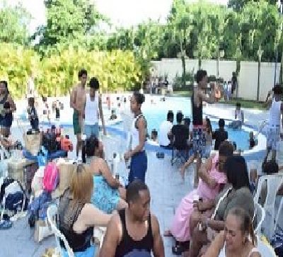 Foto en la piscina Festival para los Padres 2026