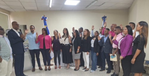 Foto juamentan nuevos miembros del CDP
